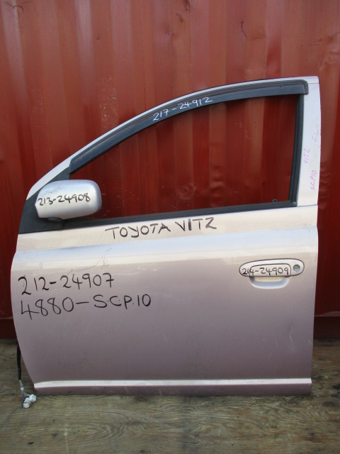 Used Toyota  WINDOW GLASS FRONT LEFT